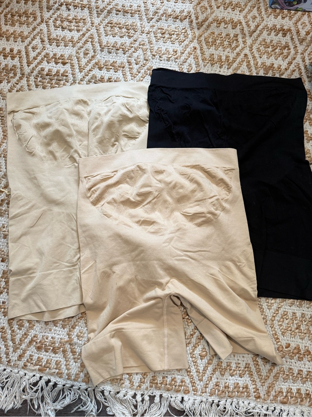 Seamless High-Waist Maternity Shapewear Shorts - Nude & Black (3 Pack)